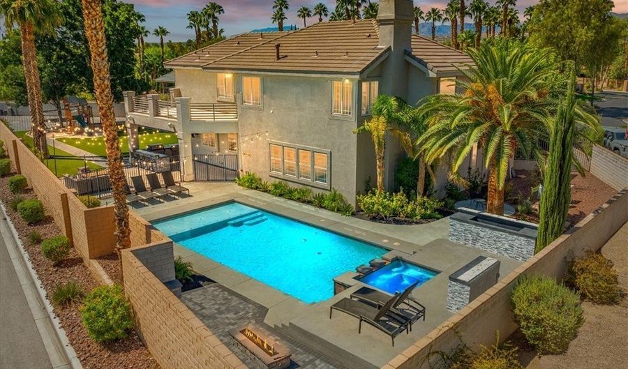 8000 Silver King Dr, Las Vegas, NV 89129 - 5 Beds, 4 Bath