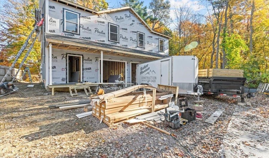 208 Dale Rd, Burlington, VT 05401 - 3 Beds, 3 Bath