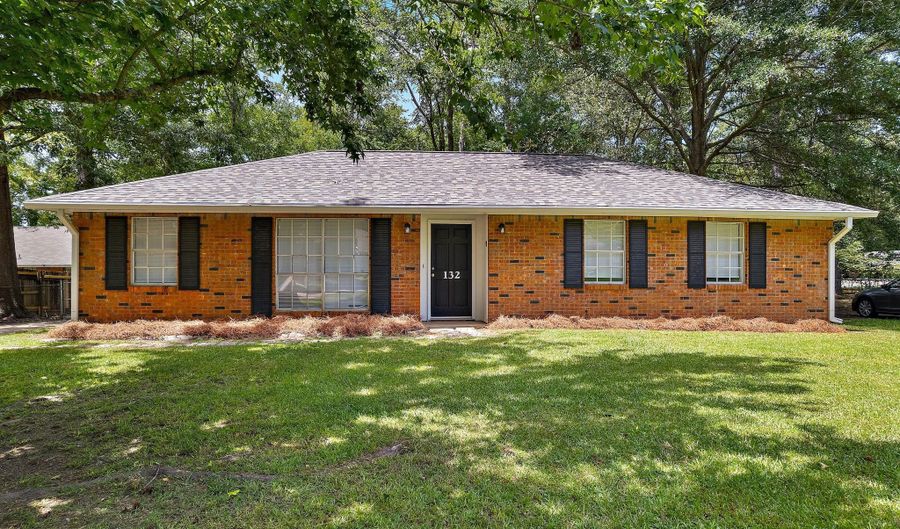132 Cumberland Rd, Brandon, MS 39047 - 3 Beds, 2 Bath