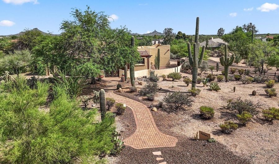 36601 N STARDUST Ln, Carefree, AZ 85377 - 3 Beds, 2 Bath
