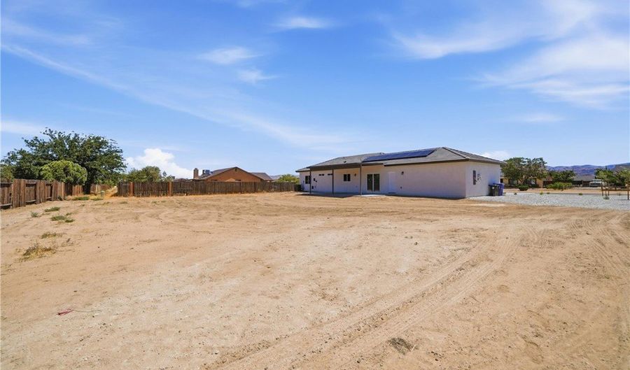 12658 Standing Bear Rd, Apple Valley, CA 92308 - 3 Beds, 2 Bath