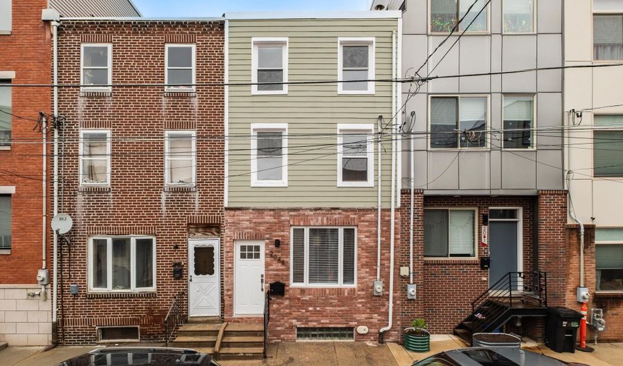 2049 E LETTERLY St, Philadelphia, PA 19125 - 3 Beds, 3 Bath