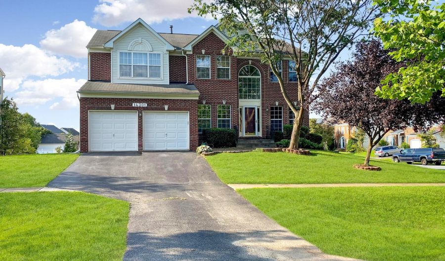 14301 ASHLEIGH GREENE Rd, Boyds, MD 20841 - 5 Beds, 4 Bath