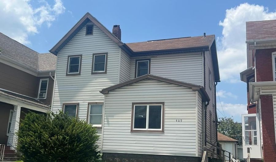 409 N 6th Ave, Altoona, PA 16601 - 2 Beds, 2 Bath