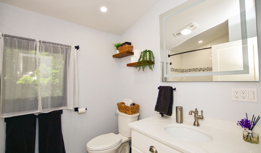 37 Shore Rd, Becket, MA 01223 - 2 Beds, 1 Bath