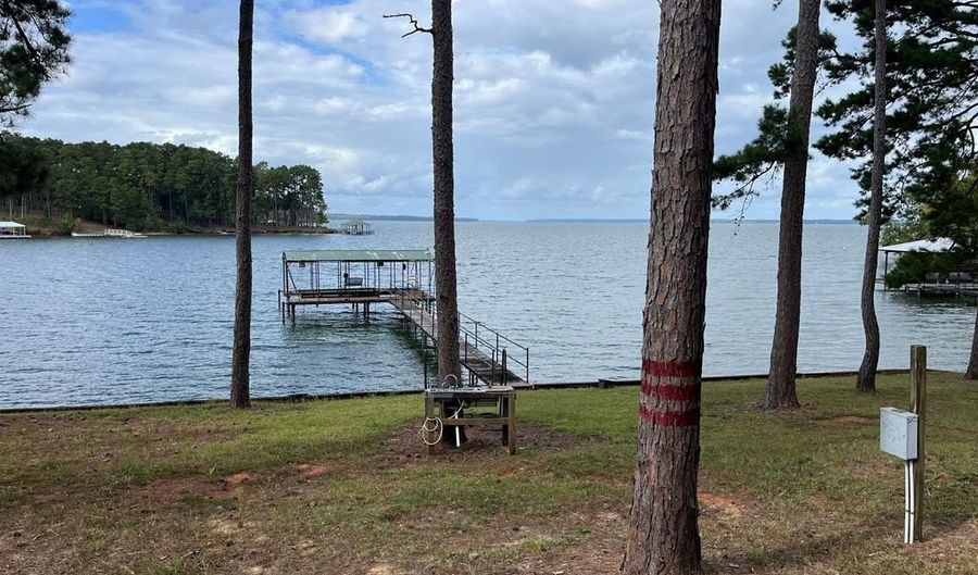 163 Holiday Dr, Abbeville, AL 36310 - 3 Beds, 1 Bath