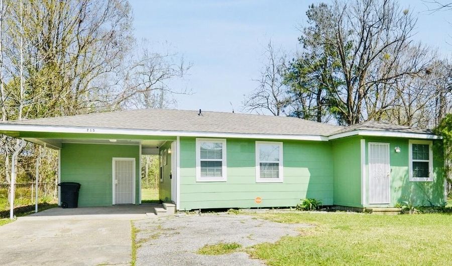 715 Central Rd, Baton Rouge, LA 70807 - 3 Beds, 1 Bath