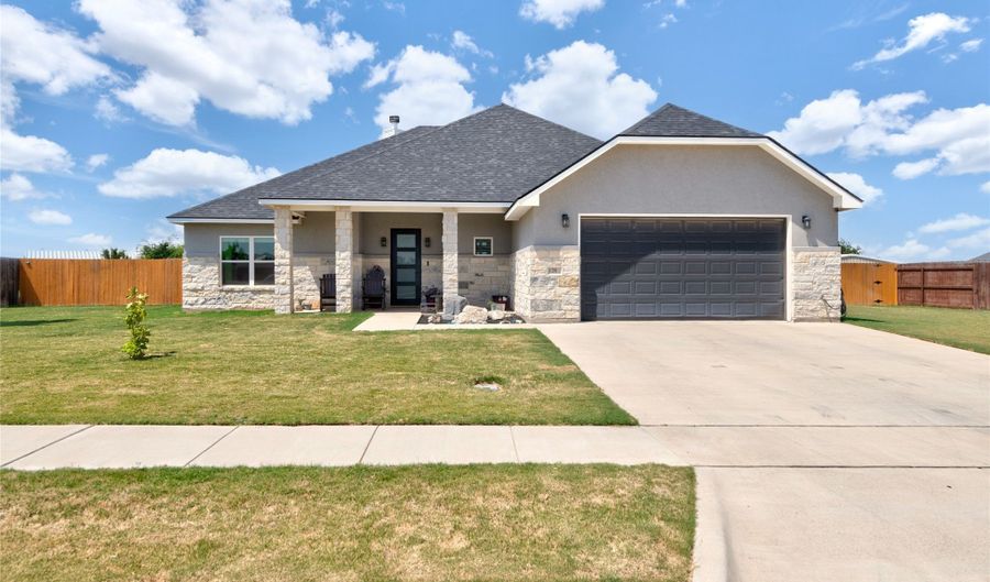 128 Hawker Ln, Abilene, TX 79602 - 4 Beds, 2 Bath