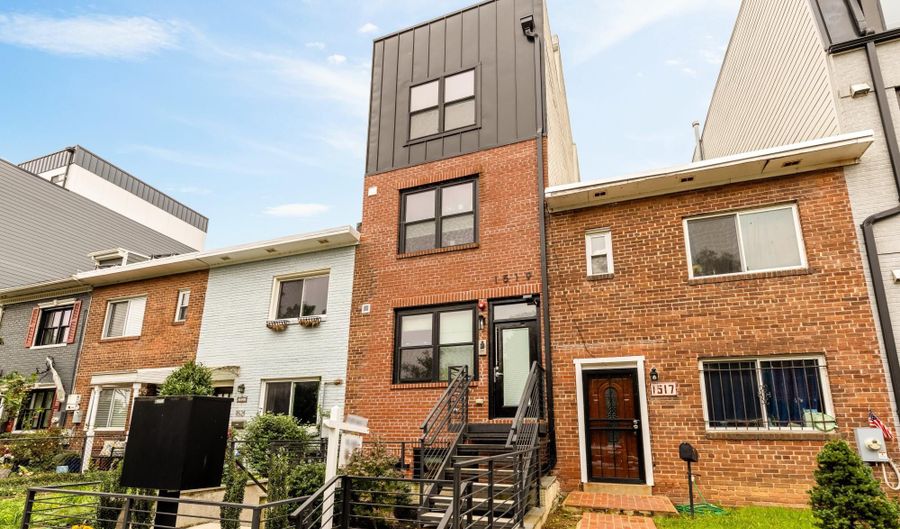 1519 K St SE 101, Washington, DC 20003 - 2 Beds, 2 Bath