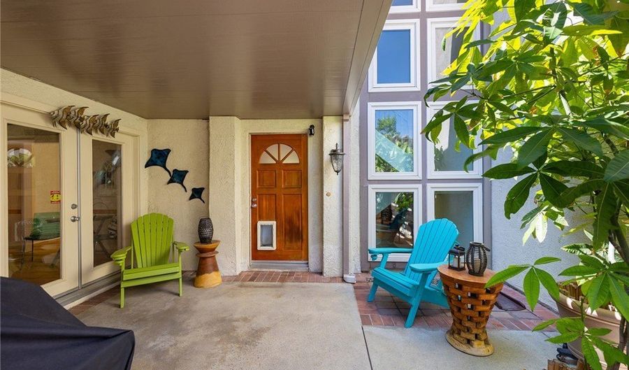 5524 E Vista Del Dia, Anaheim, CA 92807 - 2 Beds, 3 Bath