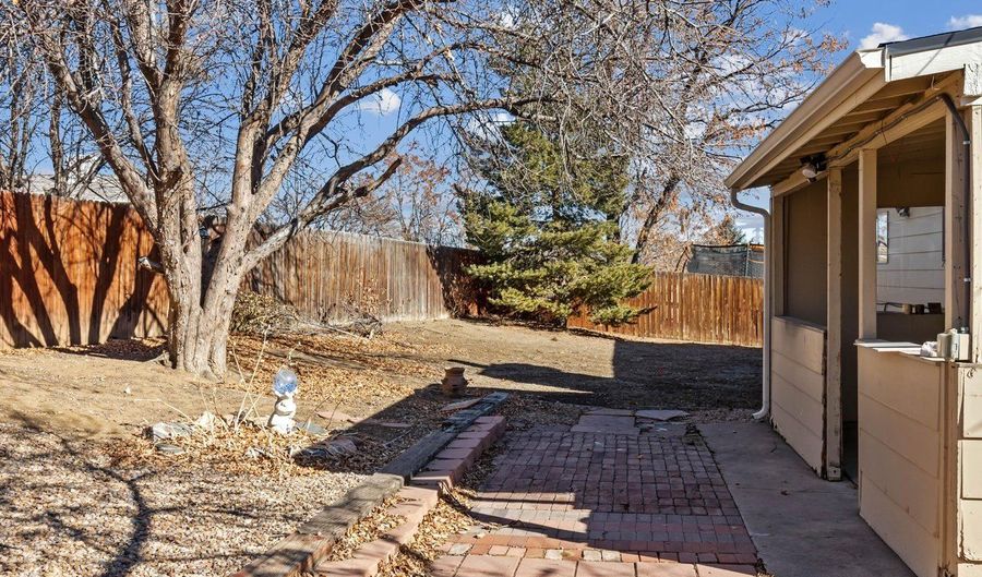 18931 E Brunswick Pl, Aurora, CO 80013 - 4 Beds, 3 Bath