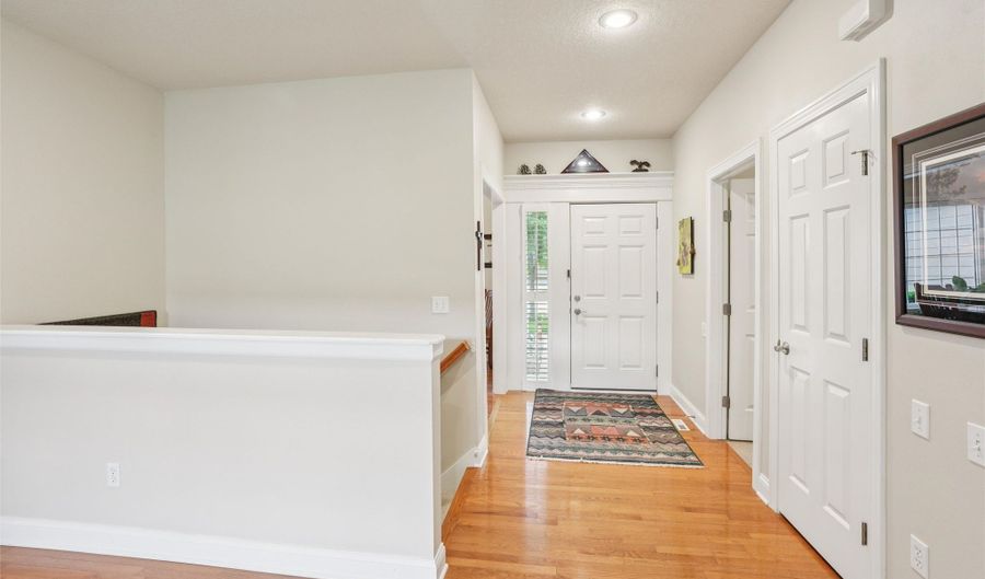 408 NE Georgetown Blvd, Ankeny, IA 50021 - 3 Beds, 3 Bath