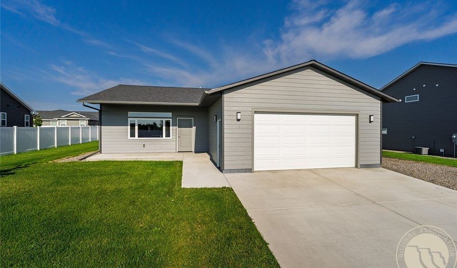 2324 Clubhouse Way, Billings, MT 59105 - 3 Beds, 2 Bath