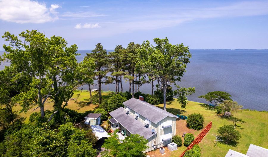 130 Bunch Rd, Aydlett, NC 27916 - 3 Beds, 2 Bath