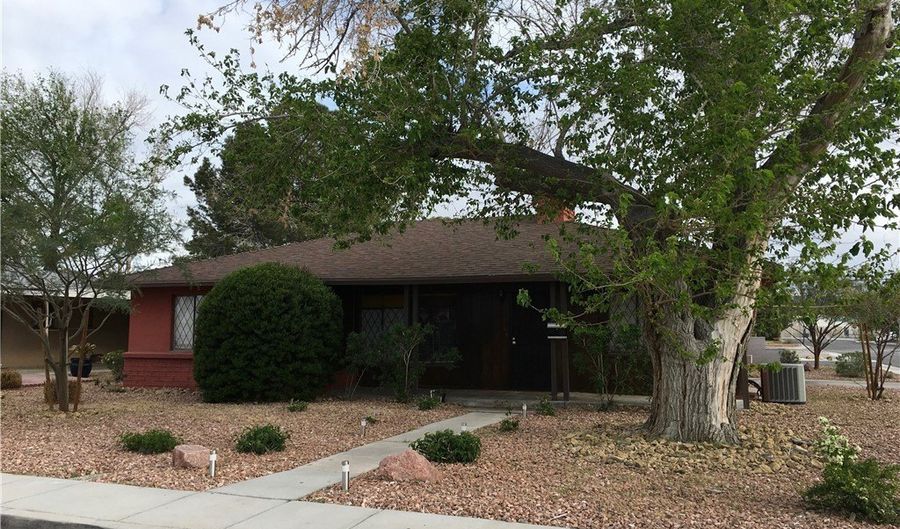821 Griffith Ave, Las Vegas, NV 89104 - 3 Beds, 2 Bath