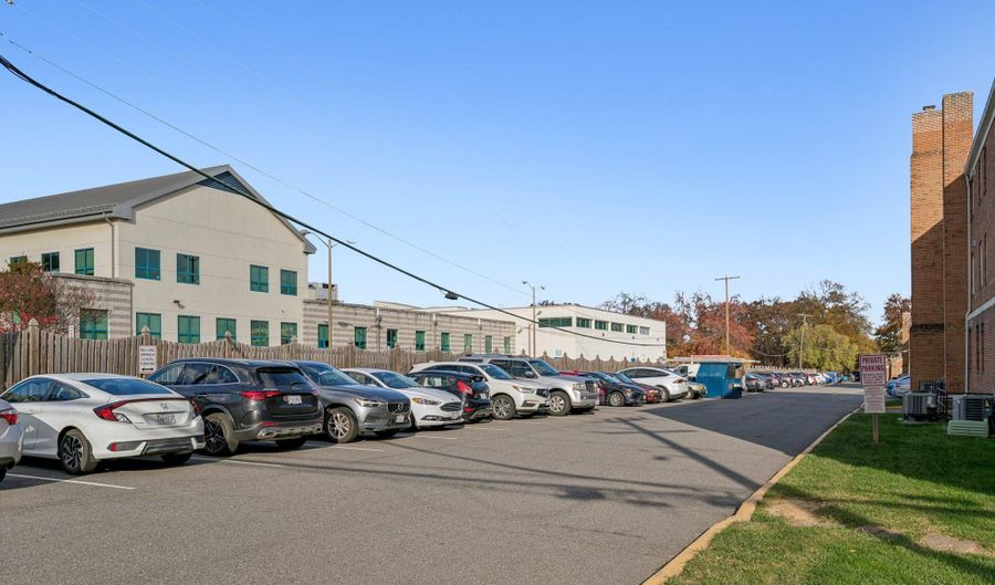 2813 ARLINGTON Blvd 159, Arlington, VA 22201 - 2 Beds, 1 Bath