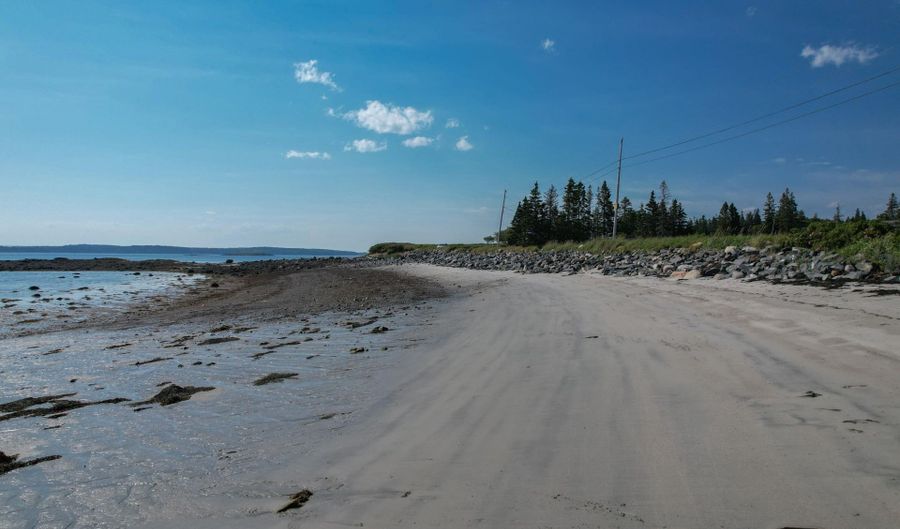 397 Cape Split Rd, Addison, ME 04606 - 2 Beds, 1 Bath
