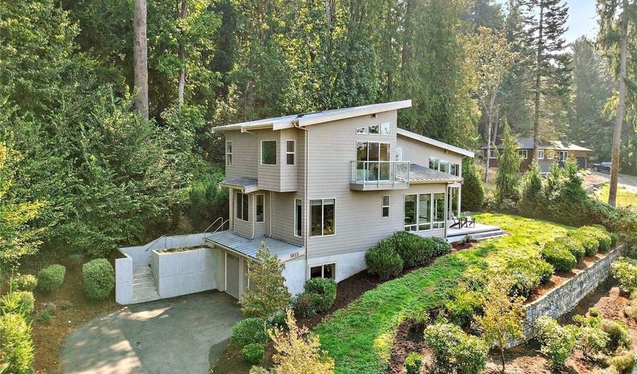 1615 Samish Way, Bellingham, WA 98229 - 3 Beds, 5 Bath