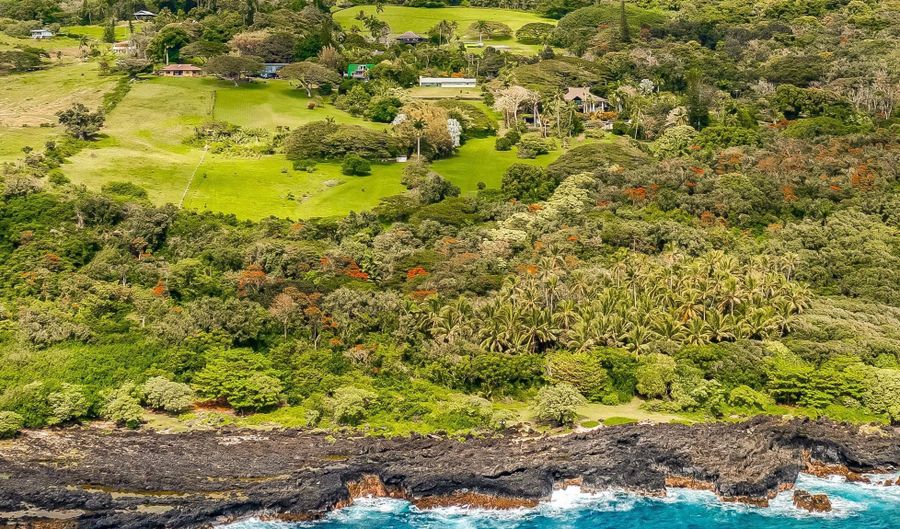46142 Hana Hwy, Hana, HI 96713 - 3 Beds, 2 Bath