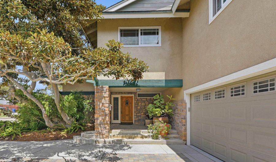 2275-77 Cameo Rd, Carlsbad, CA 92008 - 3 Beds, 4 Bath