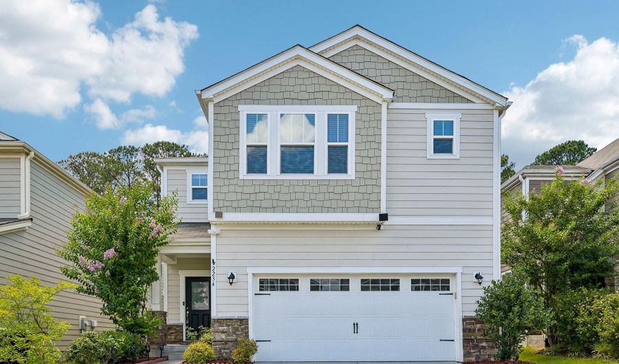 2234 Gregor Overlook Ln, Apex, NC 27502 - 3 Beds, 3 Bath