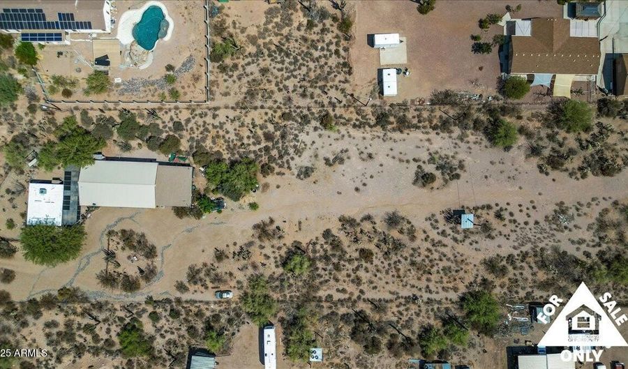 5125 N SAN MARCOS Dr, Apache Junction, AZ 85120 - 2 Beds, 1 Bath