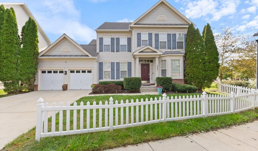 2201 HERRING CREEK Dr, Accokeek, MD 20607 - 4 Beds, 3 Bath