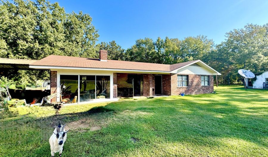 986 Dunn Ratcliff Rd, Brookhaven, MS 39601 - 3 Beds, 2 Bath