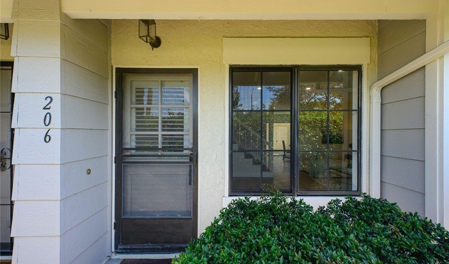 1700 W Cerritos 206, Anaheim, CA 92804 - 3 Beds, 3 Bath