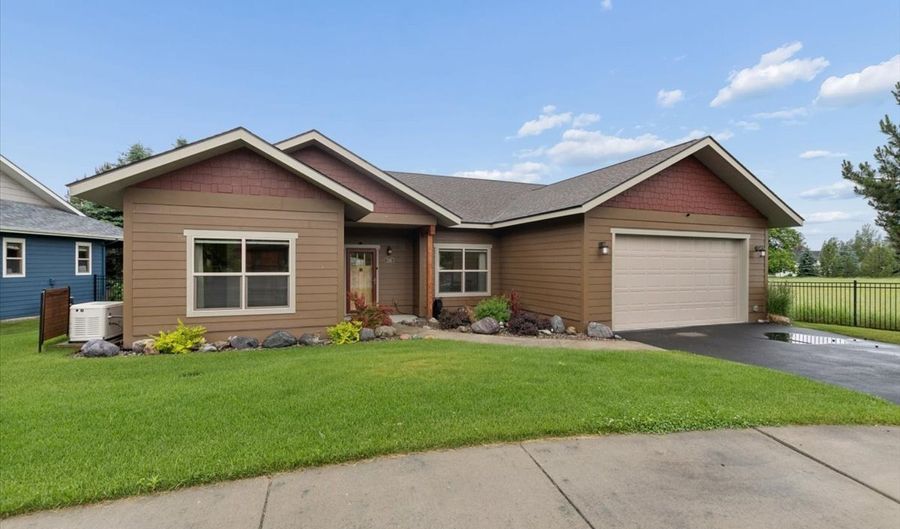 236 Bluebunch Ct, Bigfork, MT 59911 - 2 Beds, 2 Bath