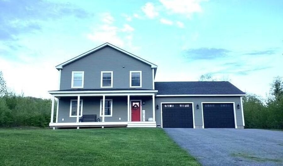 48 Mountain View Dr, Auburn, ME 04210 - 3 Beds, 3 Bath