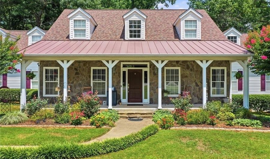 265 Glen Wilkie Trl, Ball Ground, GA 30107 - 6 Beds, 4 Bath