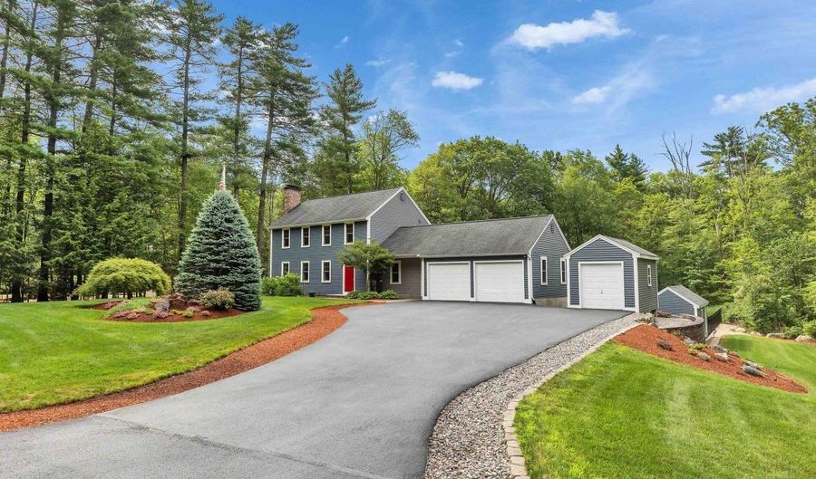 66 Cambridge Rd, Bedford, NH 03110 - 3 Beds, 2 Bath