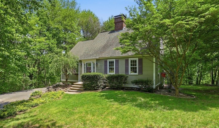 123 Sugar Rd, Bolton, MA 01740 - 4 Beds, 2 Bath
