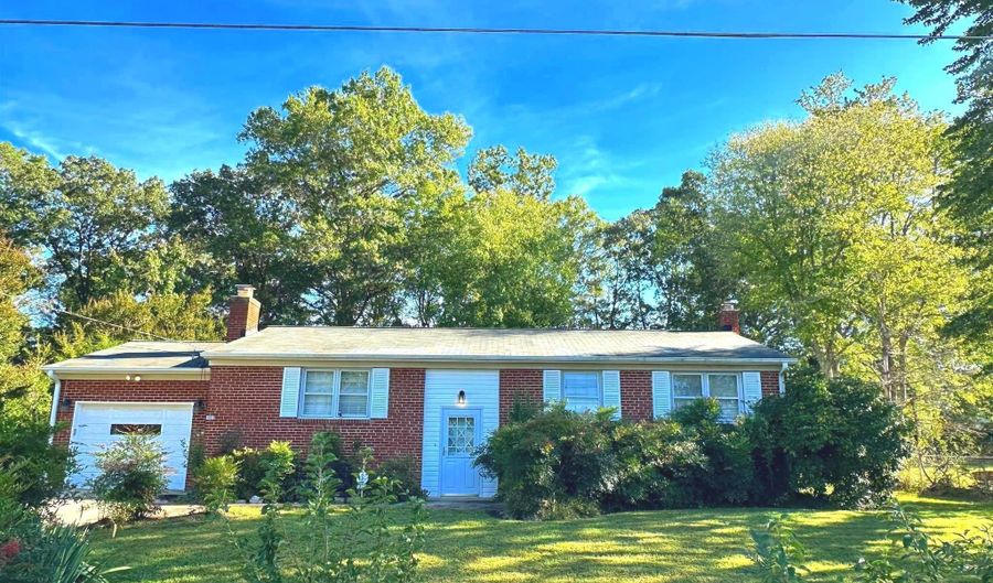 16512 ROLLING TREE Rd, Accokeek, MD 20607 - 3 Beds, 2 Bath