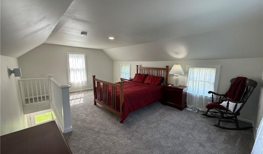 1017 N 10th St, Atchison, KS 66002 - 4 Beds, 2 Bath