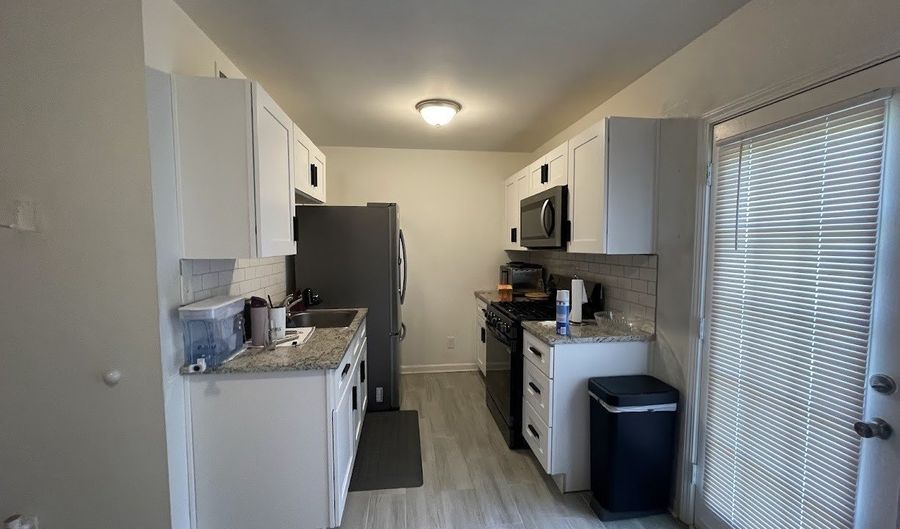 405 Fairburn Rd SW 80, Atlanta, GA 30331 - 2 Beds, 1 Bath