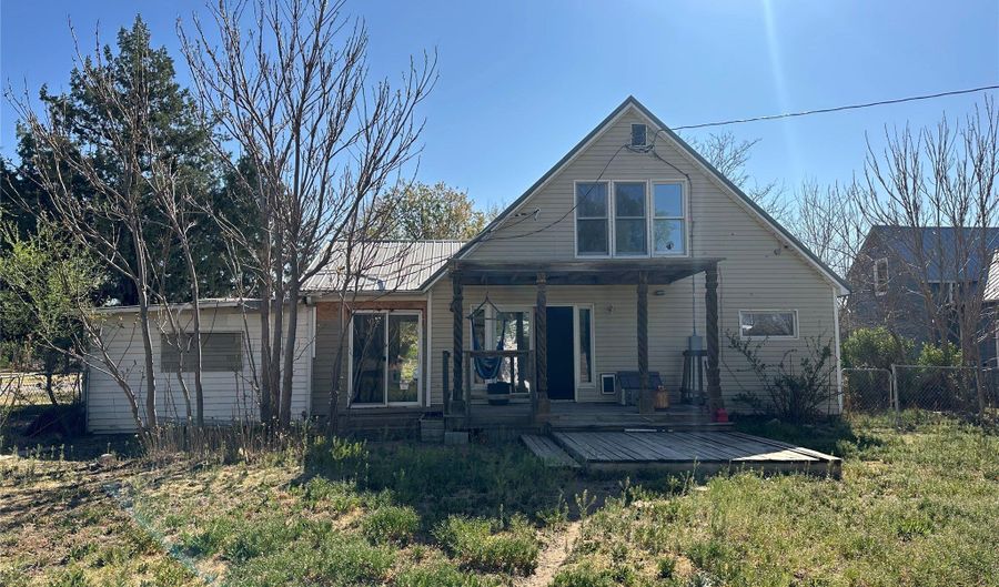 201 Price St, Ashland, KS 67831 - 4 Beds, 2 Bath