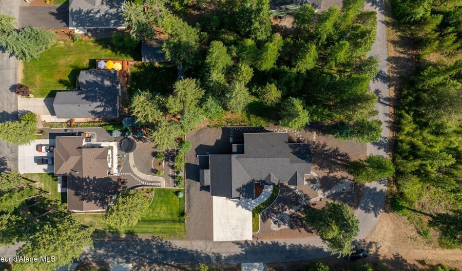 80 Parkland Dr, Blanchard, ID 83804 - 3 Beds, 3 Bath