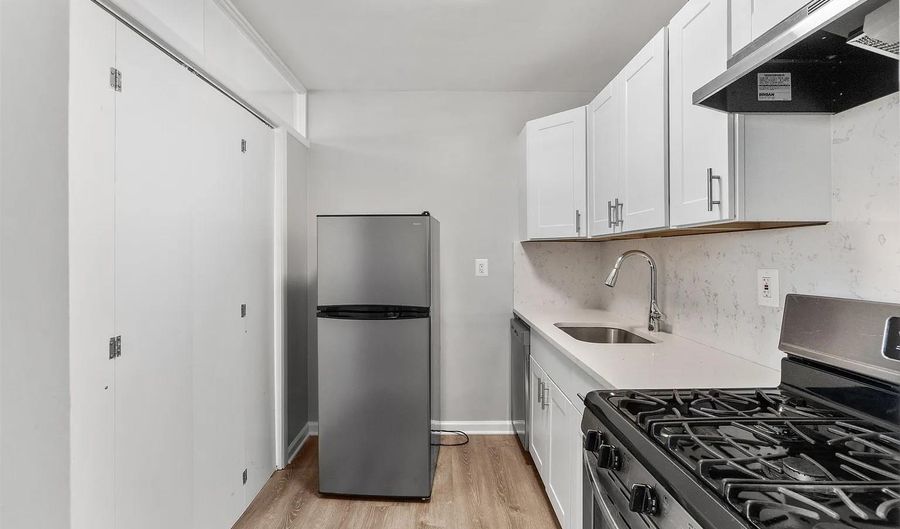 1225 KENNEDY Blvd 9H, Bayonne, NJ 07002 - 0 Beds, 1 Bath