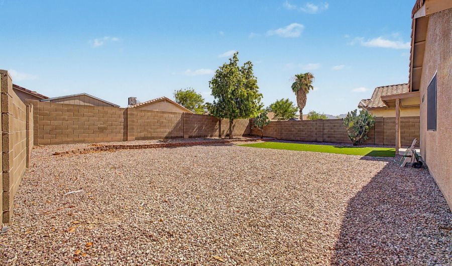 1078 E PIMA Ave, Apache Junction, AZ 85119 - 3 Beds, 2 Bath