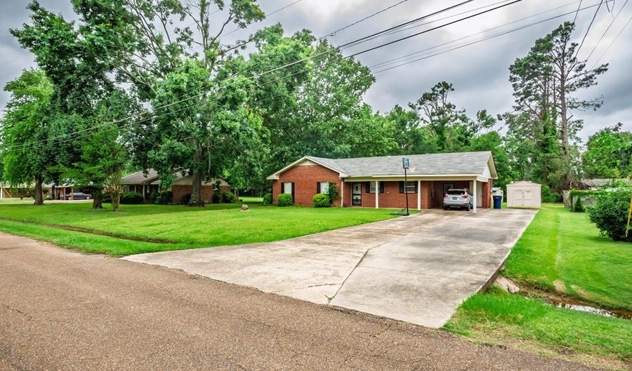 115 Marie, Batesville, MS 38606 - 3 Beds, 2 Bath