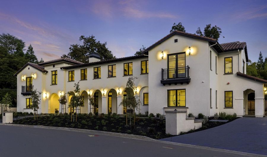 11 Xavier Ct, Alamo, CA 94507 - 6 Beds, 6 Bath