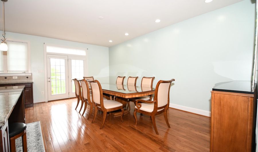14823 WOOTTON MANOR Ct, Rockville, MD 20850 - 3 Beds, 4 Bath