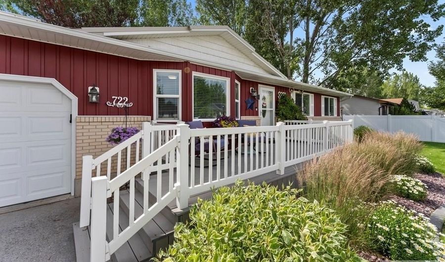 722 Marjorie Ave, Ammon, ID 83401 - 4 Beds, 3 Bath