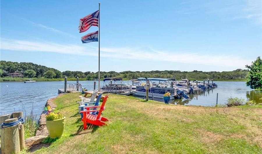 23 King Tom Dr, Charlestown, RI 02813 - 3 Beds, 3 Bath
