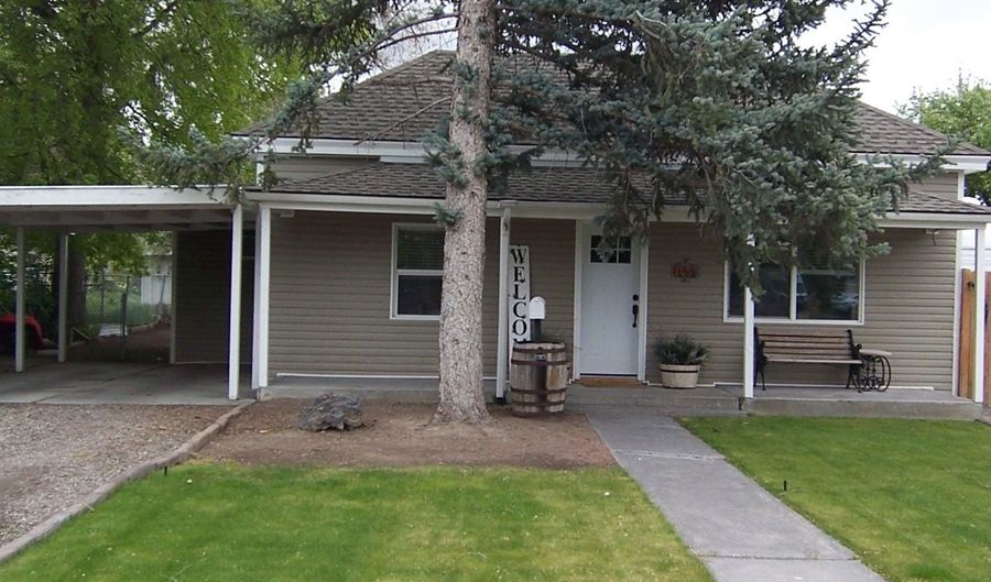 188 Rodgers Ave, Blackfoot, ID 83221 - 2 Beds, 2 Bath