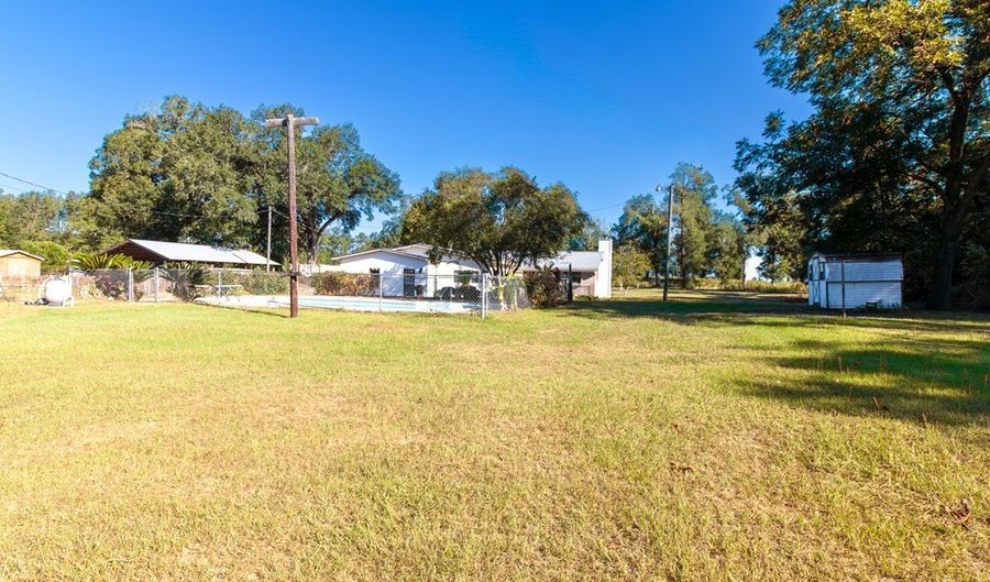 114 P R Harrell Rd, Bainbridge, GA 39817 - 3 Beds, 3 Bath