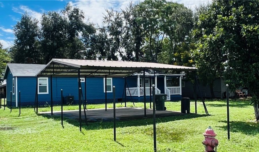 917 Corazan St, Alice, TX 78332 - 3 Beds, 2 Bath