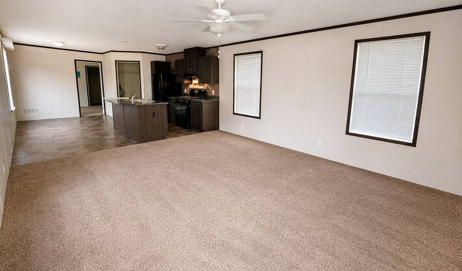 805 18th St 57, Albert Lea, MN 56007 - 3 Beds, 2 Bath